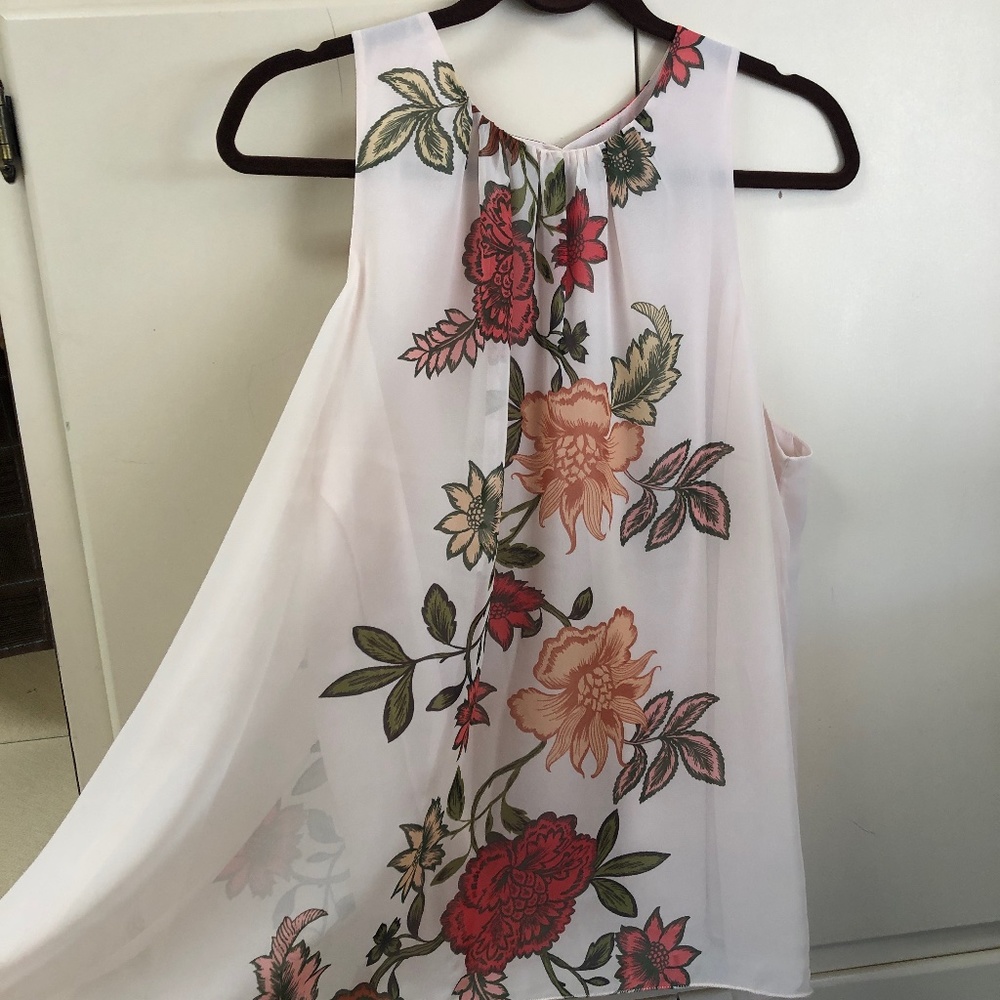 Sleeveless Floral Chiffon Blouse